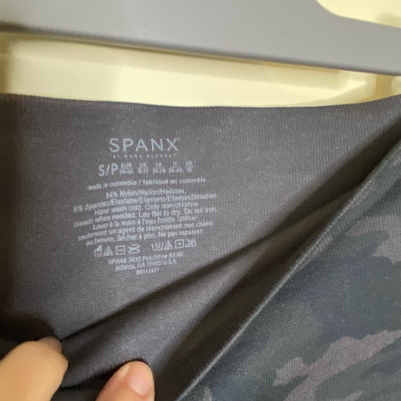 Spanx - Picture 3 of 3